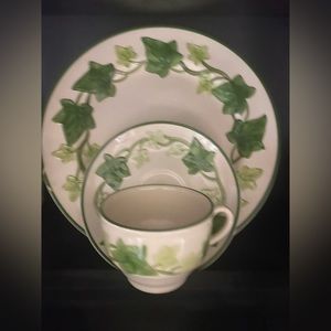 Franciscan Ivy dinnerware